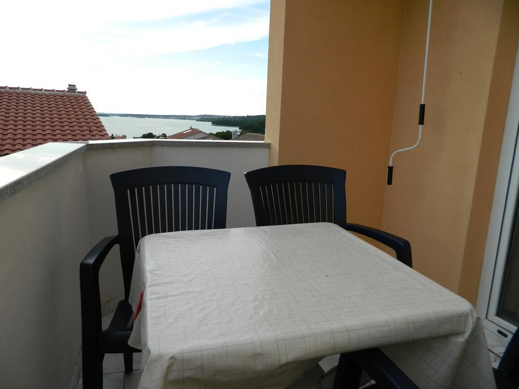 Apartment Gordana Drage Exterior photo